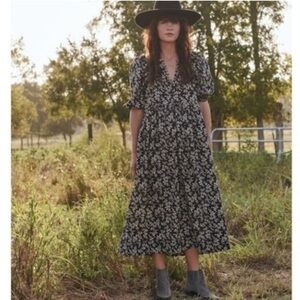 The Great. Ravine Dress in Cottonwood Floral Midi Puff Sleeve